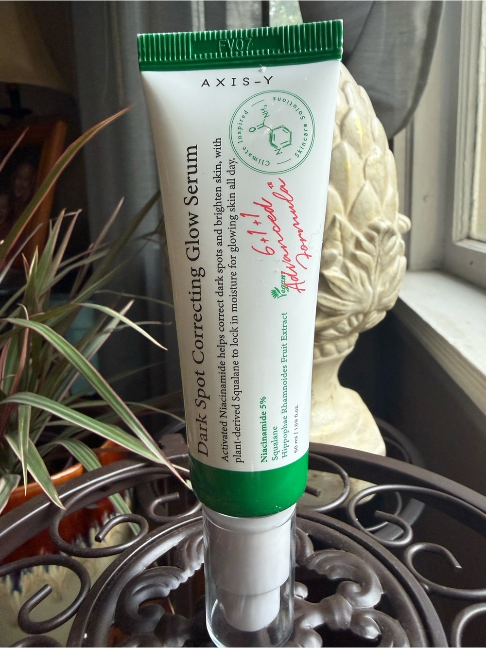 Dark Spot Correcting Glow Serum — Green